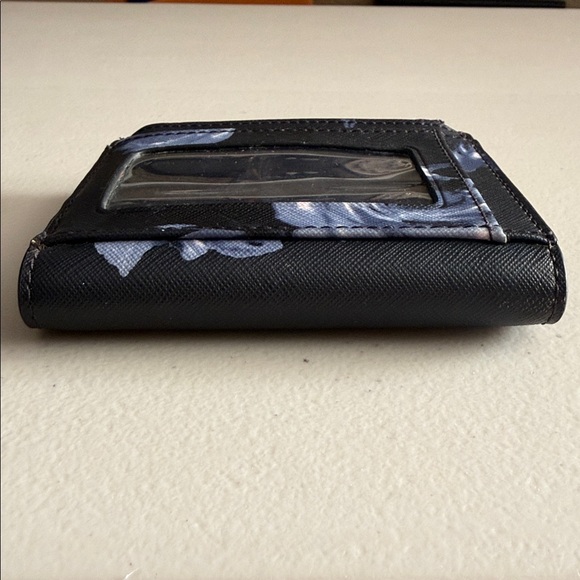 Beautiful Kate Spade Storybook lining Black, Blue and White rose leather Wallet - Picture 4 of 7